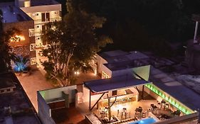 Hotel Kuxtal